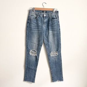 BOOHOO Mom Jeans Size 4